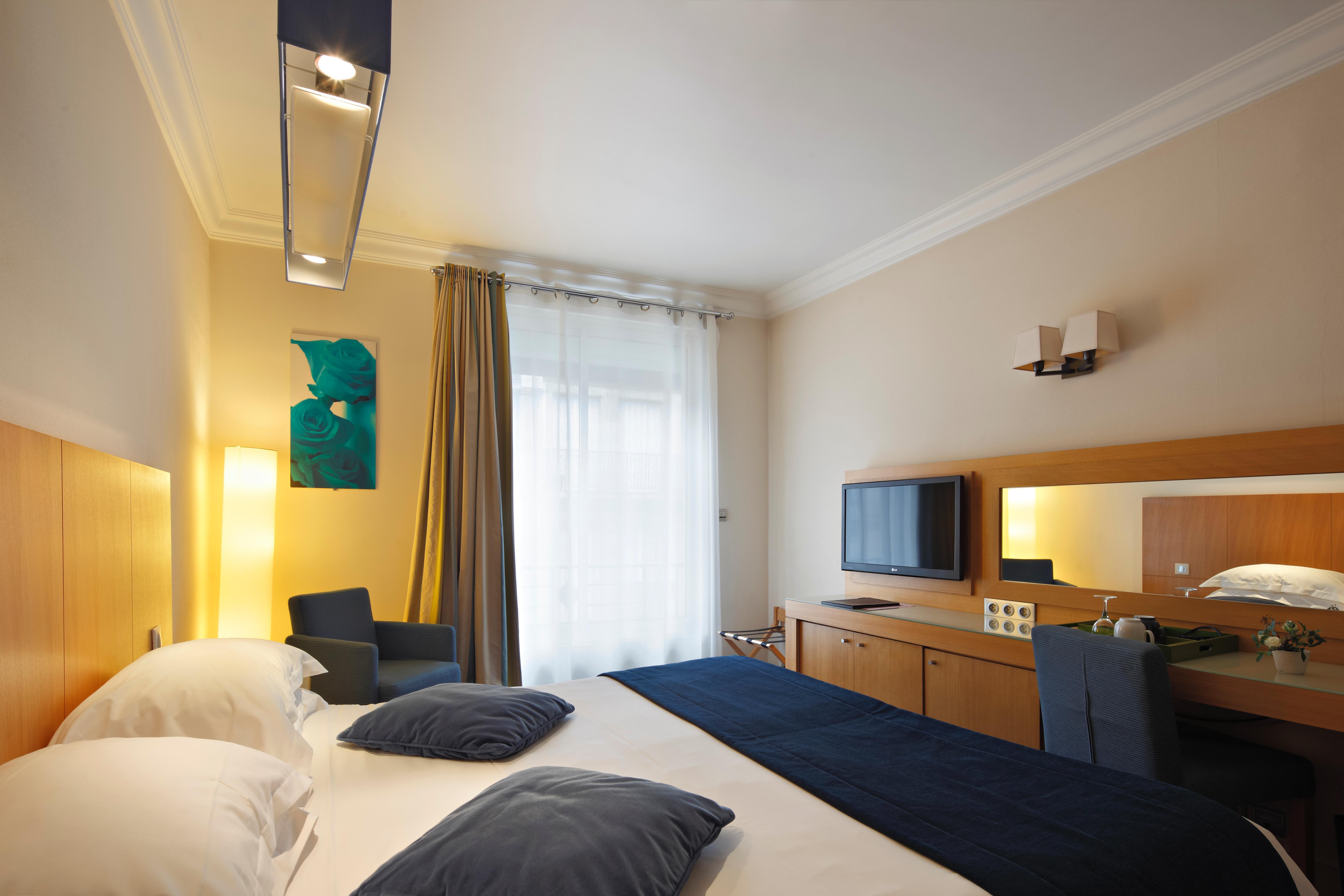 Westside Arc De Triomphe Hotel Paris Exterior photo