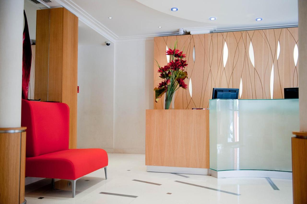 Westside Arc De Triomphe Hotel Paris Interior photo