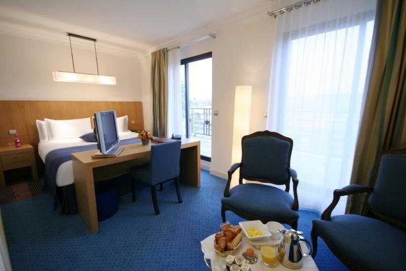 Westside Arc De Triomphe Hotel Paris Room photo